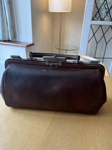 Antique doctor bag textured - antique,