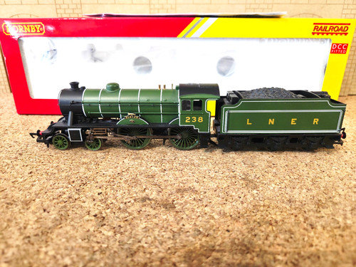 Hornby gauge r3296x lner - hornby,