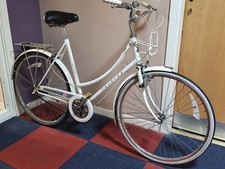 Raleigh Caprice Women's Bike 3