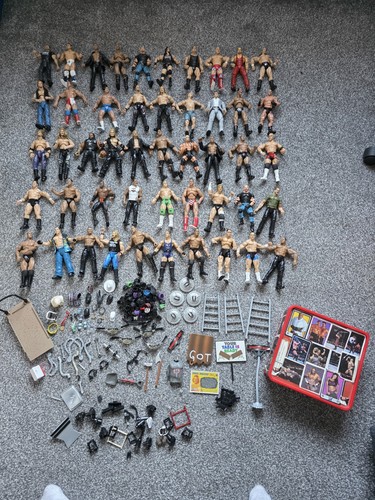 Wwe figures and - figures, mixed