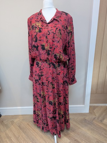 Nightingales vintage red - vintage, gold