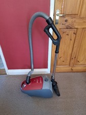 Panasonic MC-CG691 Vacuum Cleaner VGC Working