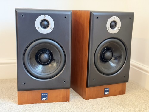 Atc scm11 standmount speakers - atc,