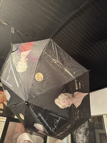 Marilyn monroe umbrella with - monroe,
