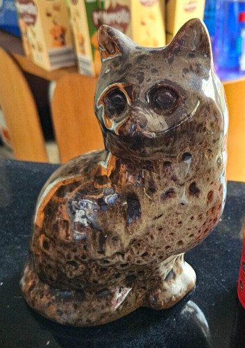 Staffordshire creamware cat - staffordshire,