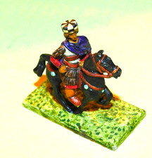 1 cavalry figure  missing weapon. WHITE METAL?  PAINTED 25/28MM?