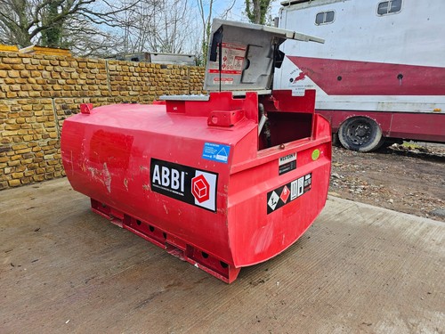 1850 vat western - £1850+vat, abbi
