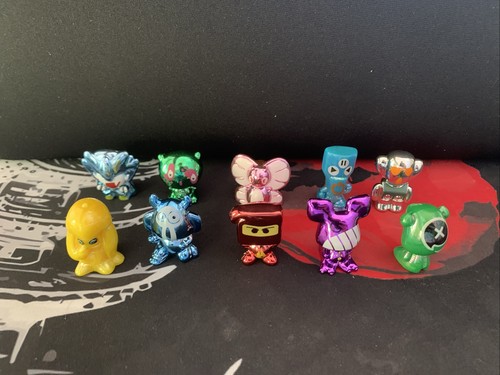 Assorted rare gogos - 10, crazy