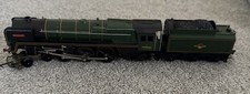 Vintage Hornby Locomotive & Tender Britannia 4-6-2 BR Green 70000 - OO Gauge