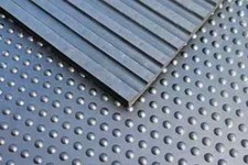 Stable mats offer 6ft x - 6,