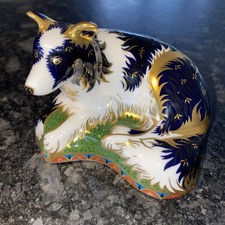 Royal Crown Derby Border