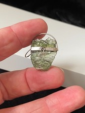 MOLDAVITE PENDANT 14 CTS