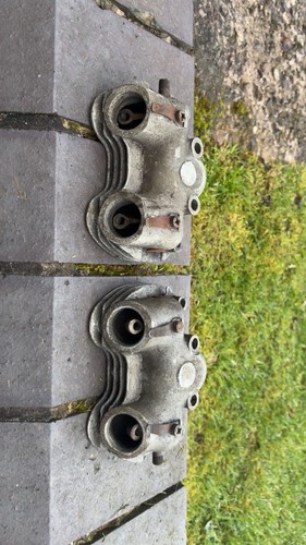 Triumph twin stud head - 10,