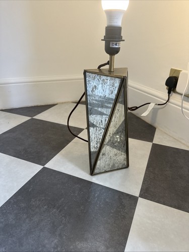 Stunning mirrored table lamp - stunning,