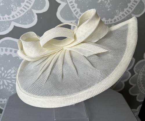 Cream bow design fascinator - design,