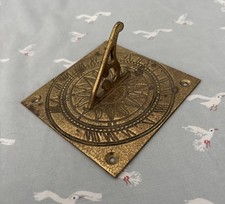 Vintage Weathered Metal Brass Sun Dial Compass Sundial Garden Decorative