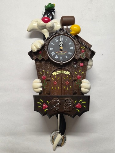 Tweety sylvester cuckoo clock - sylvester,