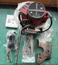 Power Devil Router PDW5037PR + Box of router bits + 3 Router/Woodwork Books