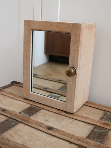 Vintage wooden mirrored - vintage,