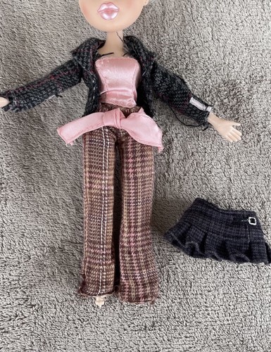 Bratz doll clothes boutique - doll,