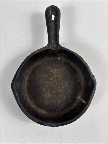 Old cast iron - cast, frying