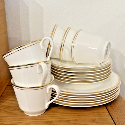 Royal doulton h5049 18pc set - doulton,