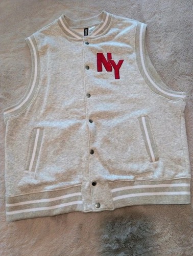 Divided grey varsity vest - hm,