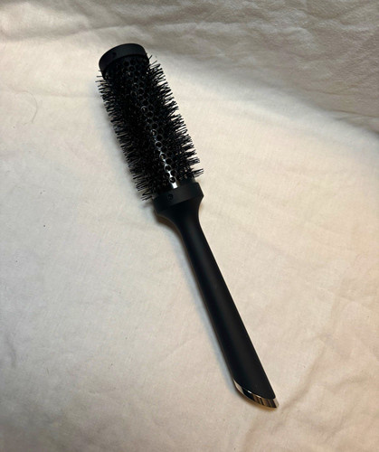 Ghd black round hair - black,