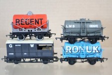 HORNBY DAPOL RAKE of 4 GWR LMS