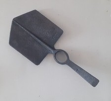 WW1 - 1908 Pattern- Entrenching Tool Head - Battlefield Relic - Fair Condition