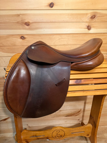 Collegiate convertible - 17”,