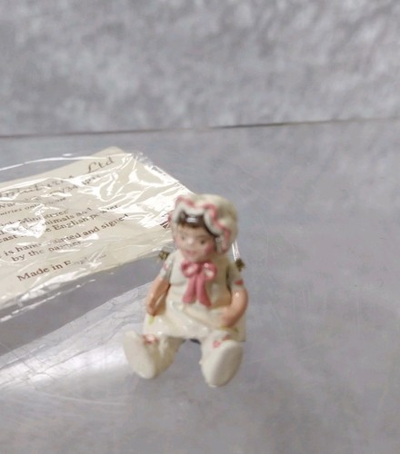 Warwick miniatures dolls house - warwick,
