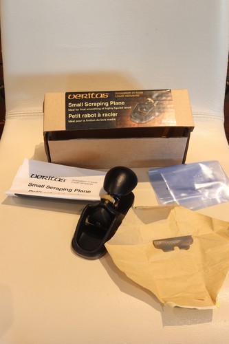 Boxed veritas small scraping - boxed,