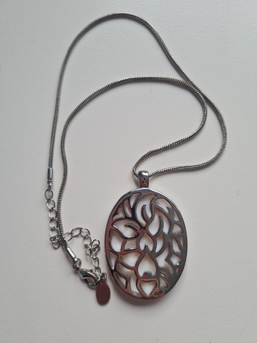 Silver oval filigree pendant - silver,