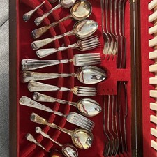 Vintage 62 piece CANTEEN CUTLERY SILVER PLATED VICEROY SHEFFIELD 