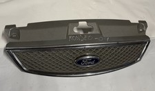 2000-2007 FORD MONDEO MK3 FRONT BUMPER CENTRE UPPER GRILL BADGE 3S718A100BA (U)