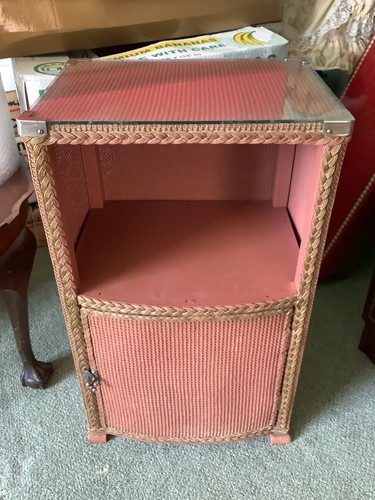 Lloyd loom dusty pink bedside - lloyd,
