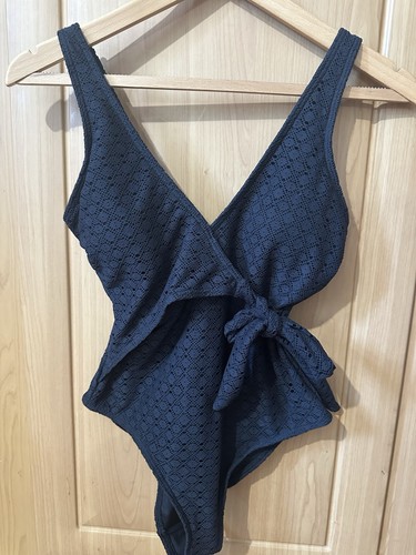 New look black ladies padded - black,