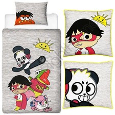 Ryan's World Group Bedroom