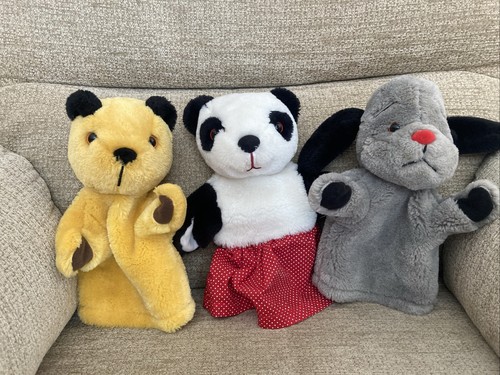 Sooty sweep sue hand puppets - sue,