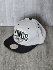 Mitchell and Ness La Kings Snapback Cap NHL Licensed Snap Back Cap Hat Grey Mens
