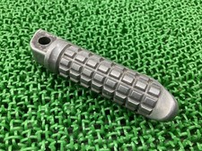 Right-hand tandem step peg for