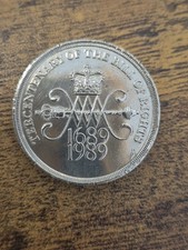RARE TERCENTENARY OF THE BILL OF RIGHTS TWO POUND COIN - UNCIRCULATED 