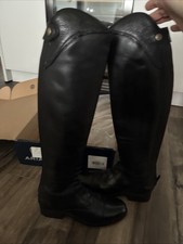 Black Ariat Size 6 Tall Riding