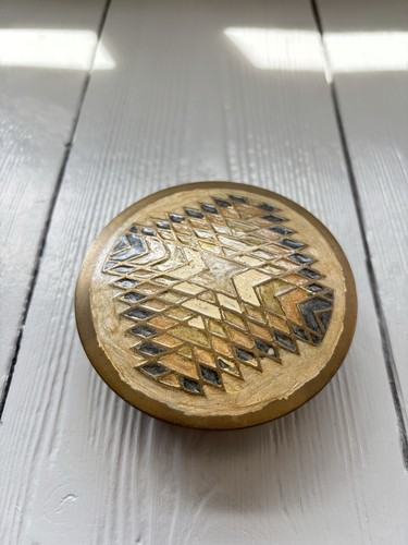 Brass round trinket box - ,