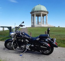 Yamaha XVS1300 Midnight Star very low mileage 2154