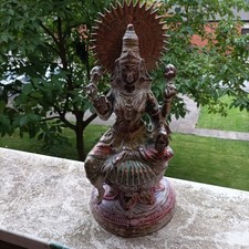 Handcrafted Lakshmi Figurine – Bahari Technique | Vintage Hindu Goddess Statue