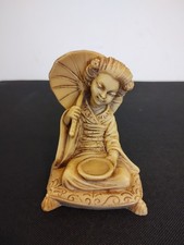 Vintage Ivory Effect Japanese