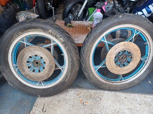 Suzuki gs1000 wheels - gs1000, from