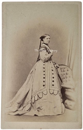 Cdv lady decorated dress - in,